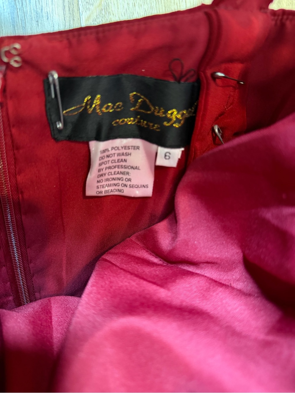 Mac Duggal Red Dress With Cropped Jacket Size 6 W/ Detailed Embroidered Roses - Picture 9 of 16